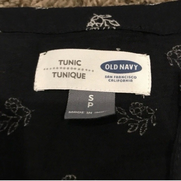 Old Navy Black Tunic with White Floral Pattern - Picture 3 of 3